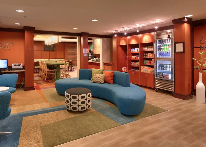 Hotel Fairfield & By Marriott 3*