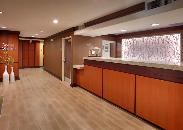 Hotel Fairfield & By Marriott 3*