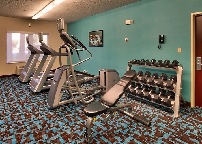 Hotel Fairfield & By Marriott 3*