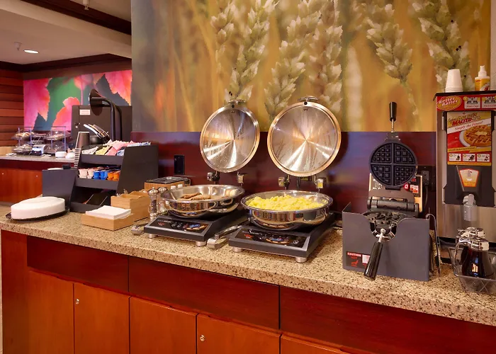 Fairfield & By Marriott 3*